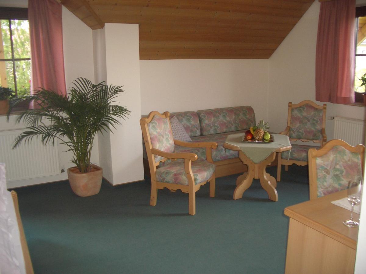 Hotel Bergblick Warmensteinach Bagian luar foto