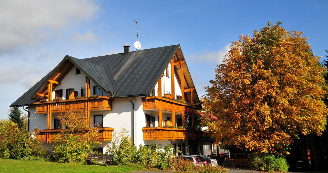 Hotel Bergblick Warmensteinach Bagian luar foto